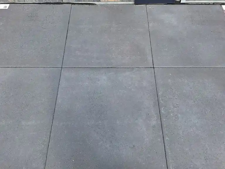 Populair bij klanten - Terrastegel Solido Graphite Grey 60x60x4