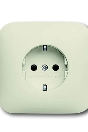 Deal | ABB Busch-Jaeger wandcontactdoos, SI, met RA, volle afdekplaat, crème