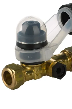 Wees er snel bij | VSH boiler inlaatcombinatie 15 mm knel met flexibele aansluiting 8 bar 0312136