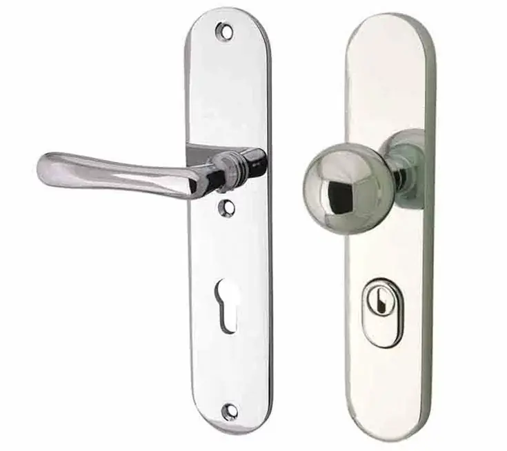 Zeer goed beoordeeld - SKG3 PC92 knop/kruk op ovaal schild Linea links + kerntrekbeveiliging glans nikkel/glans chroom